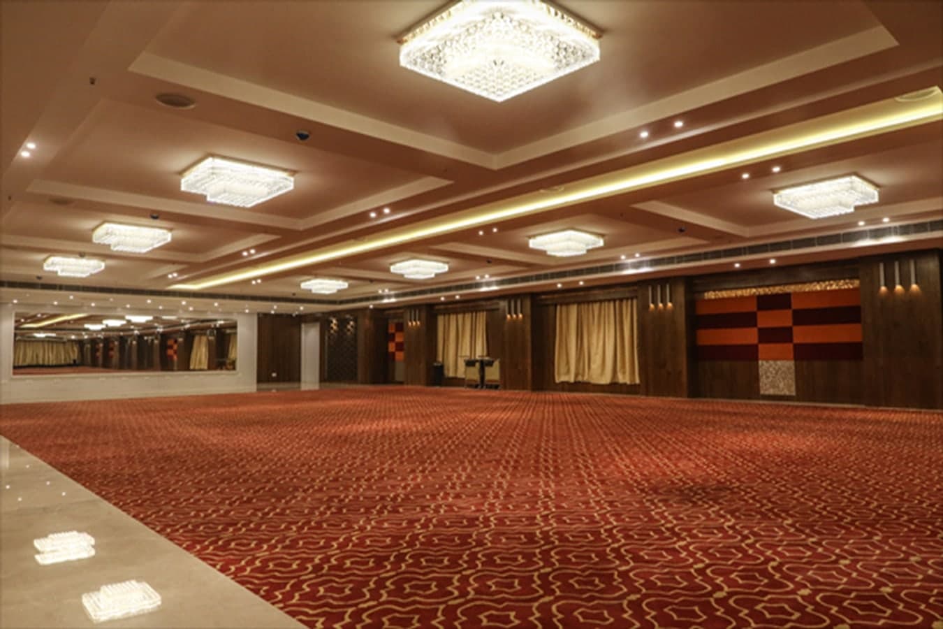 Maharaja, with its mirrored wall
